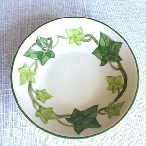 Vintage 1940s Fruit/Sauce/Berry bowls set of 7 Ivy pattern by Franciscan Calif